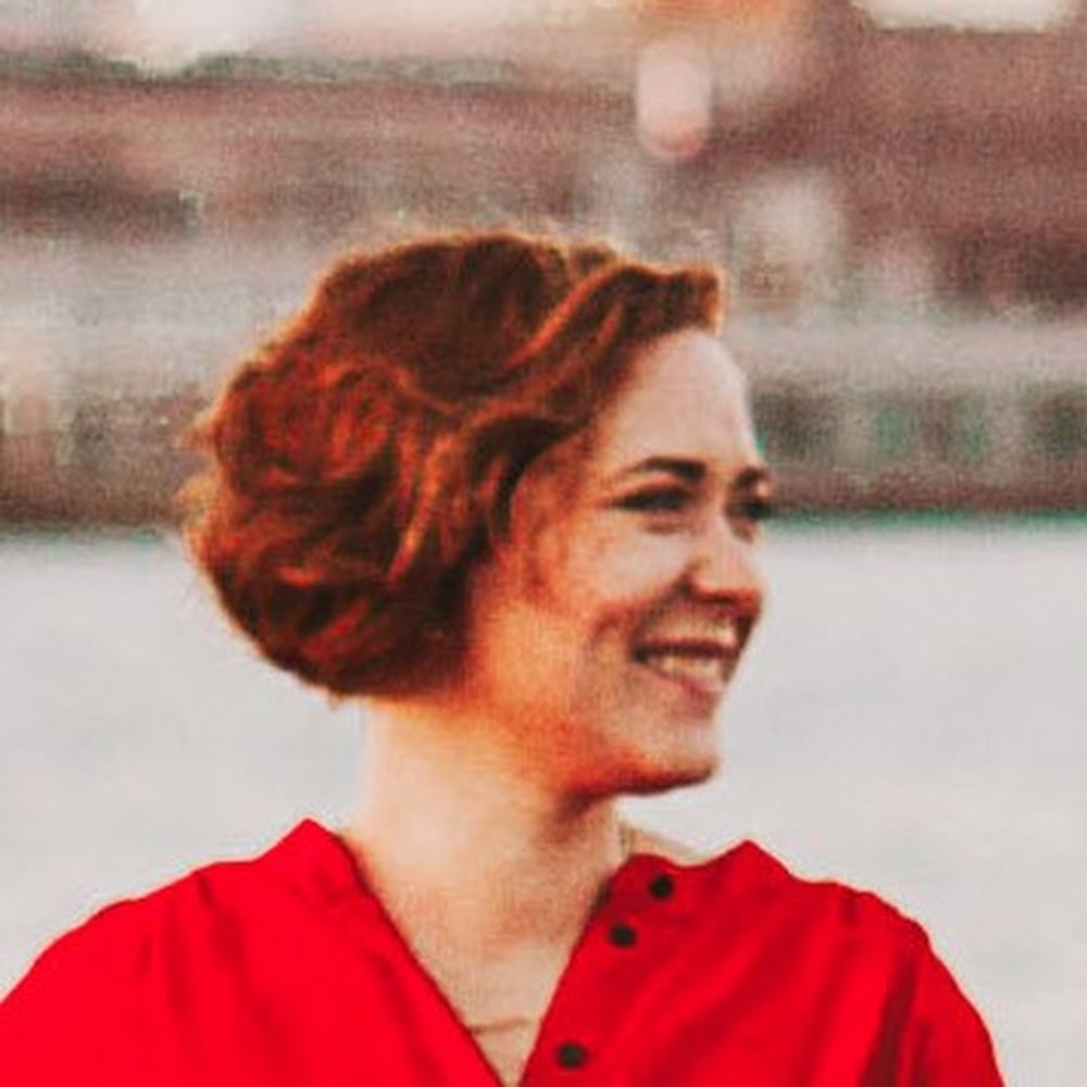 Meet your Posher, Whitney